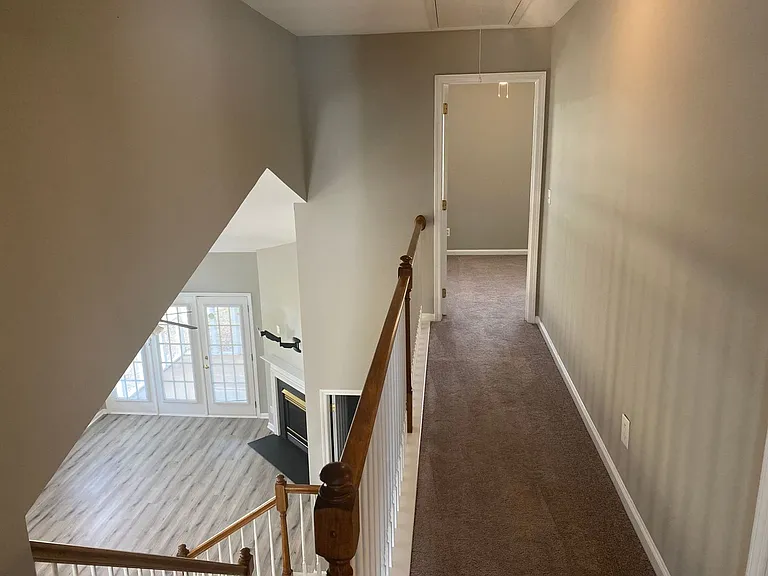 8743 Fox Chase Ln — Photo 16