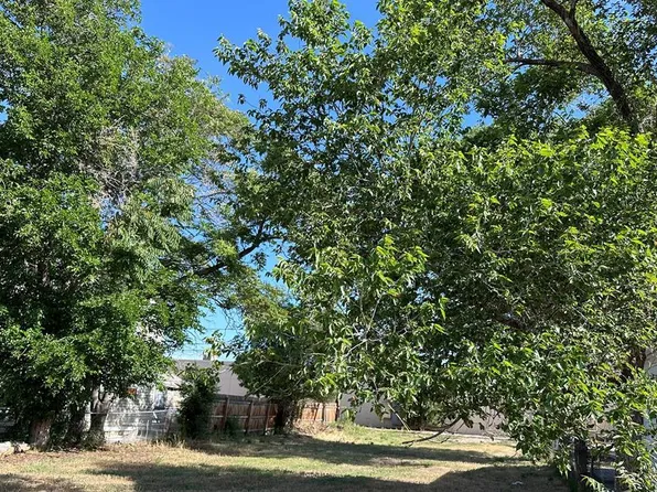 613 W 8th St, Pueblo, CO 81003