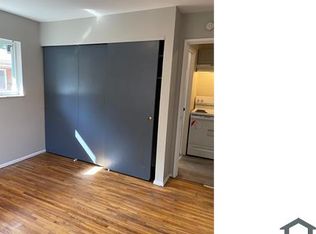 10071 Toelle Ln APT C, Saint Louis, MO 63137
