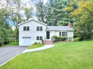 7 Ambler Rd W, Westport, CT 06880