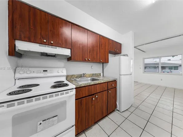 6226 Miramar Pkwy #8, Hollywood, FL 33023