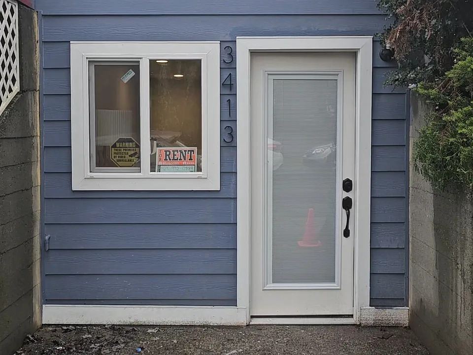 3413 E Pike St