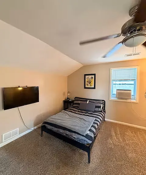 Upstairs bedroom