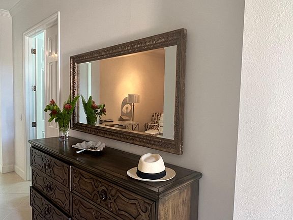 3rd image of 9520 Isla Bella Cir