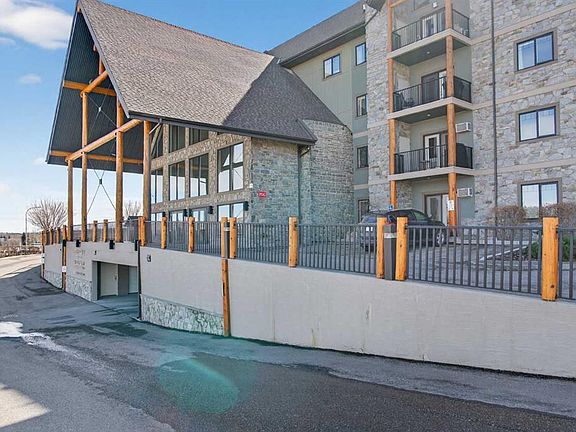 4th image of 77 N George Fox Trl #203