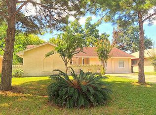 10715 Caxton St, Houston, TX 77016