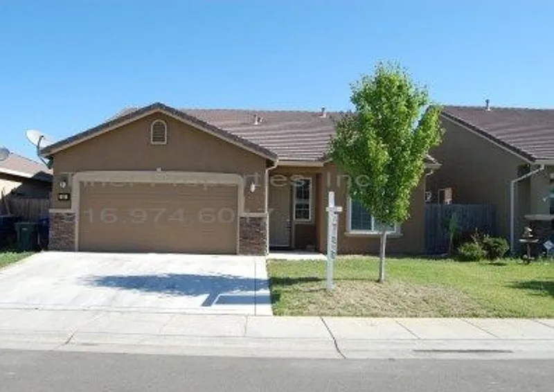 731 Frayne Way photo 1