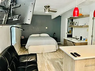 1005 E Baltimore Dr #2 — Photo 3