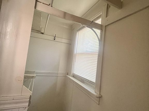 Closet in bedroom