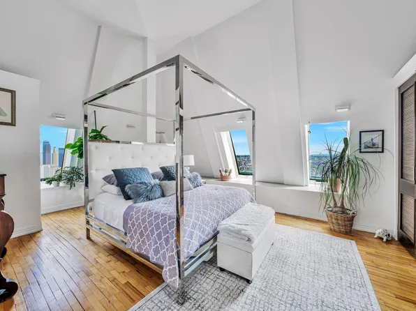 75 Livingston Street image 11 of 27