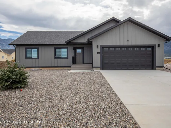 540 Little Greys Loop, Etna, WY 83118