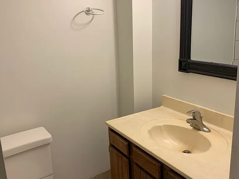 1619 Glenn Park Dr — Photo 13