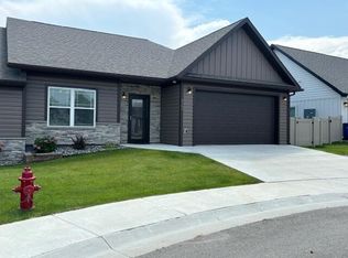 2169 Skyview West Dr, Sheridan, WY 82801