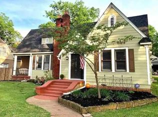 300 E Neches St, Palestine, TX 75801