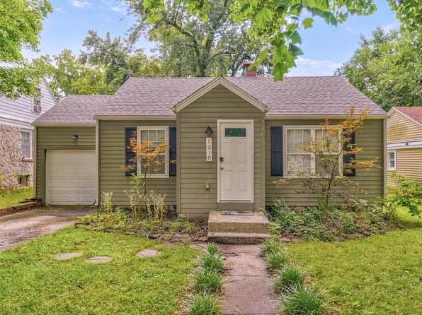 1210 S Pennsylvania Avenue, Springfield, MO 65807