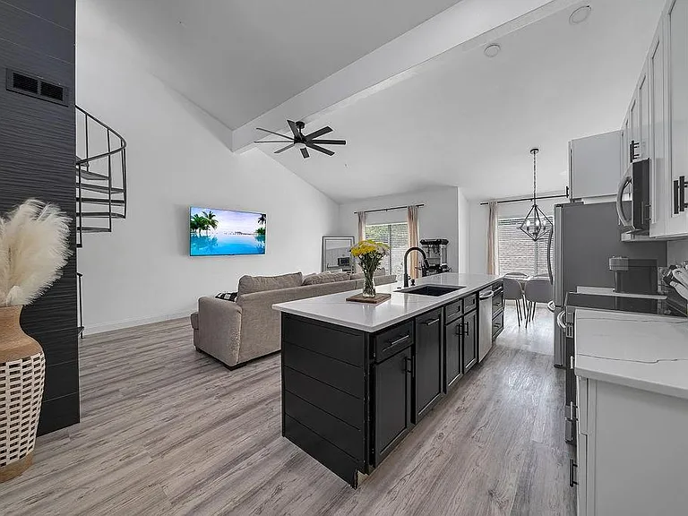 6738 Eastridge Dr #101 — Photo 1