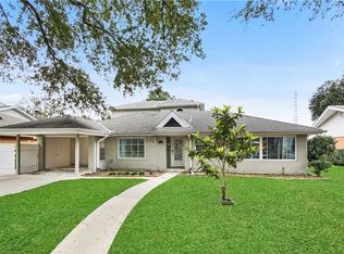 6335 Caldwell Dr, New Orleans, LA 70122