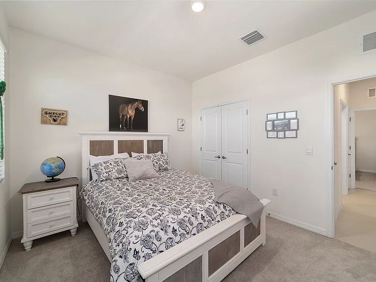 5252 NW 46th Lane Rd — Photo 15