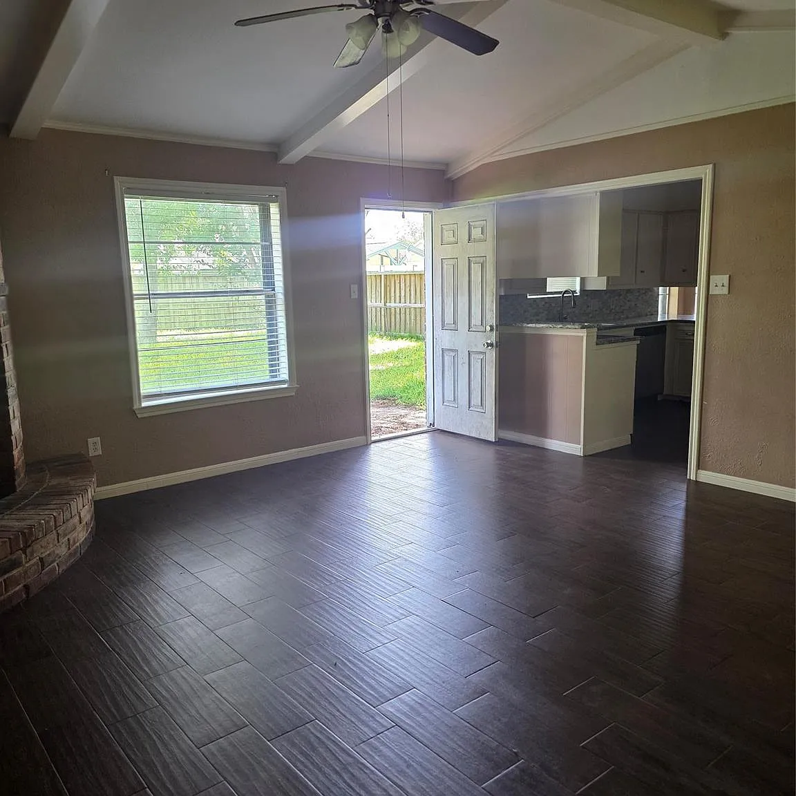 4 bed, 2.0 bath, 1692 sqft, $2,100 — Photo 1