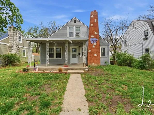 816 Thurston St, Manhattan, KS 66502