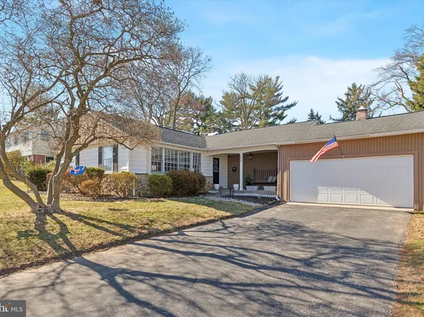 1974 Keswick Way, Norristown, PA 19403