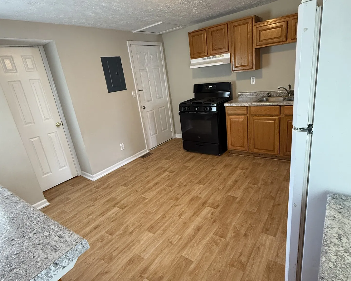 1 bed, $775 — Photo 3