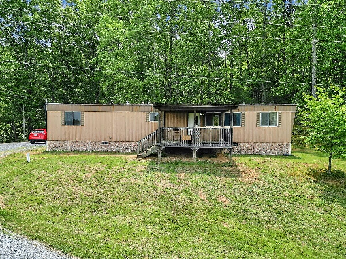 5882 Old Fincastle Rd, Fincastle, VA 24090 Zillow