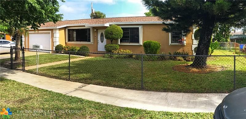 Home For Sale In Carol City