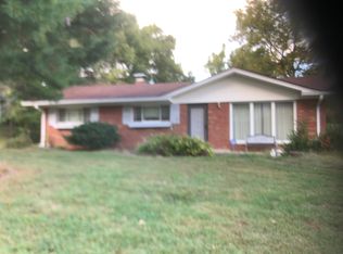 31 Birch Dr, Belleville, IL