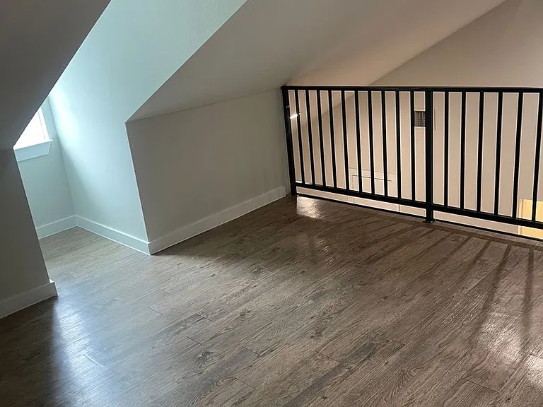 The Republic Apartments — Photo 20