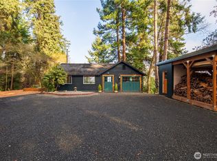 8126 SW Klahanie Rd, Vashon, WA 98070