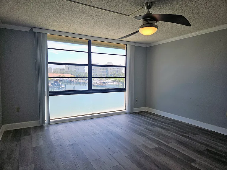 7600 Sun Island Dr S #204 — Photo 15