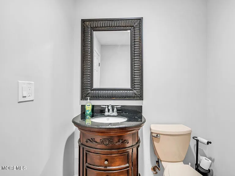 830 Brookside Dr — Photo 11