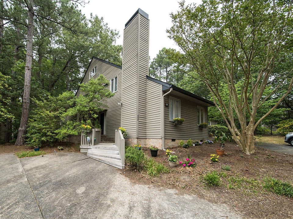 1st image of 25 Glenmore Dr