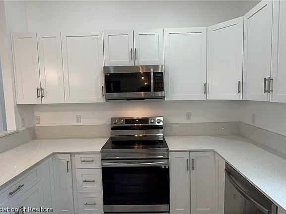 5th image of 144 Lincoln Rd NW