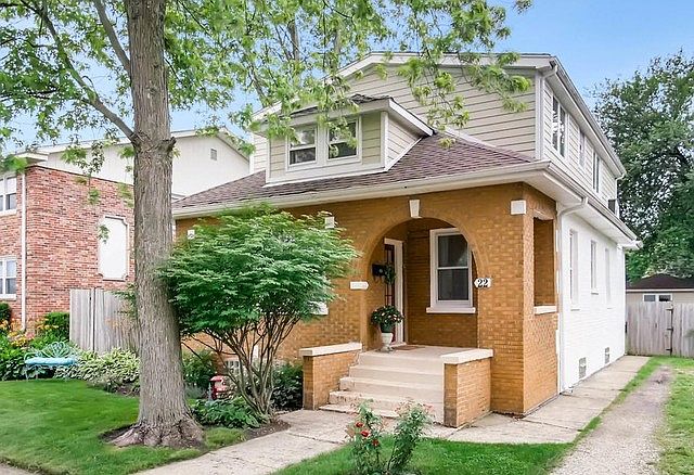 1st image of 22 N Warwick Ave