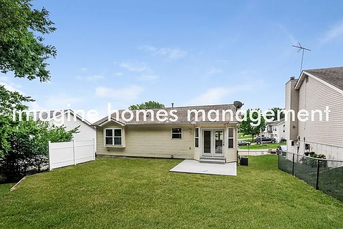 4089 Whitehall Dr — Photo 13