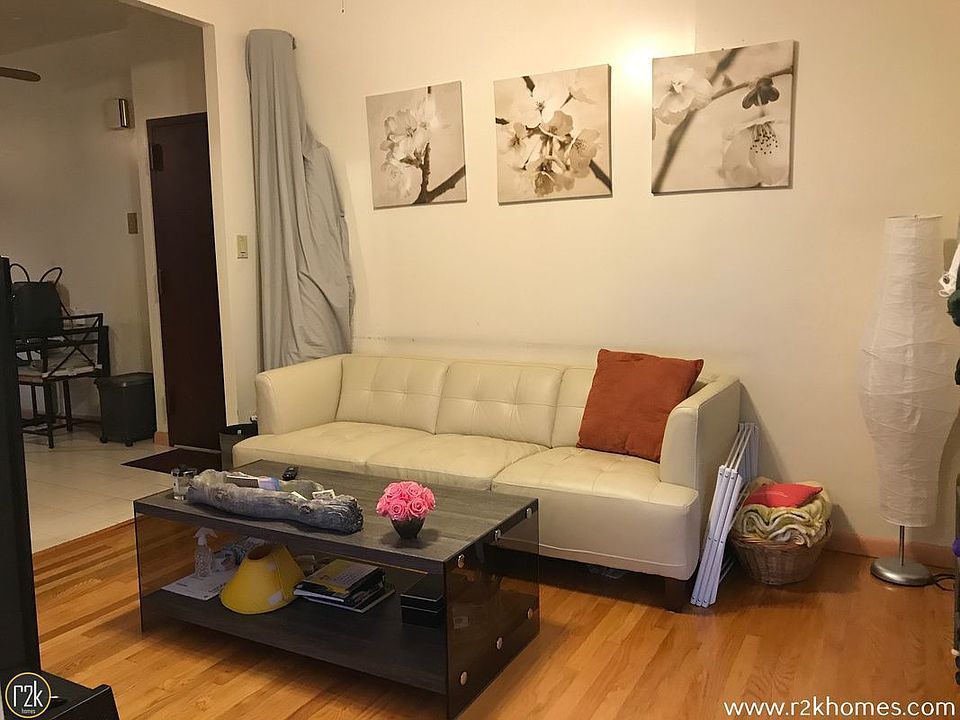 1st image of 3148 35th St #1