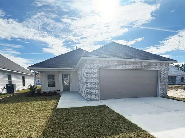 60812 Fairfax Dr, Lacombe, LA 70445