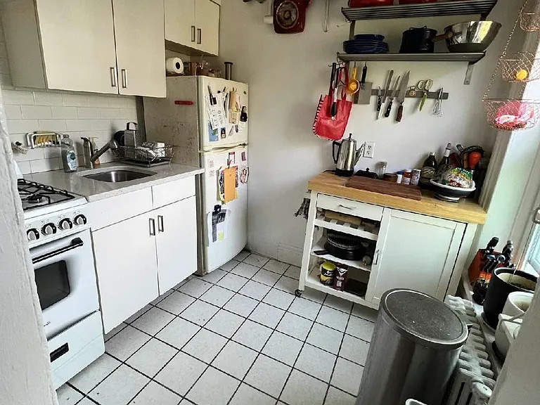 76 Douglass St #4F — Photo 5
