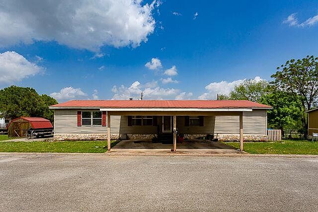 1st image of 2106 Water Front Dr