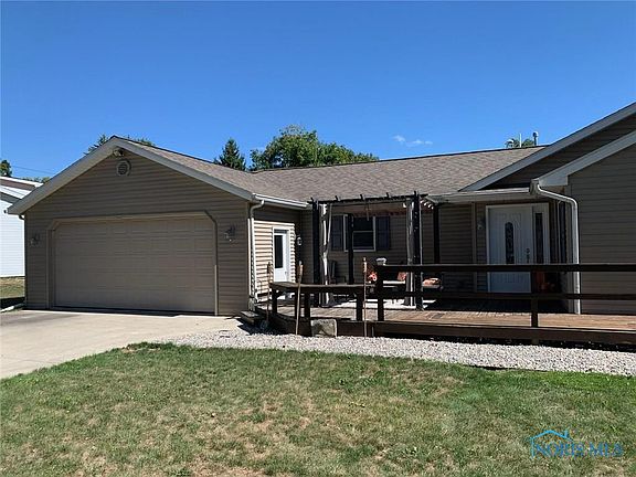 3rd image of 1042 Oakwood Ave