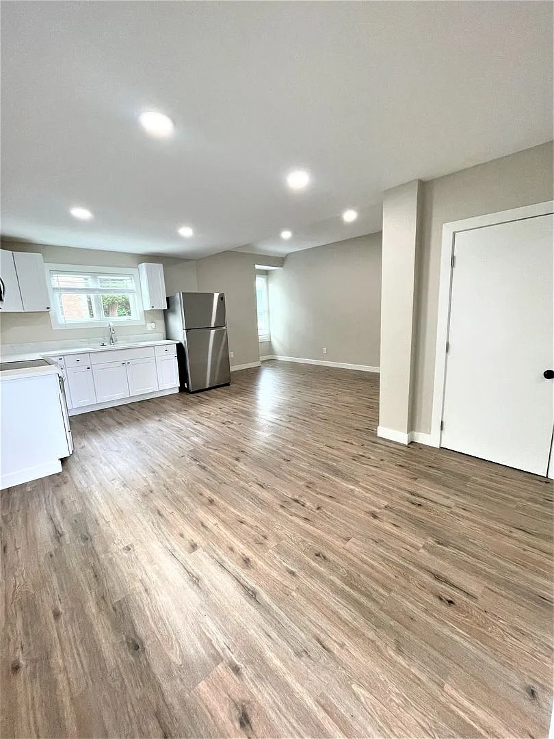 ne14th — Photo 3