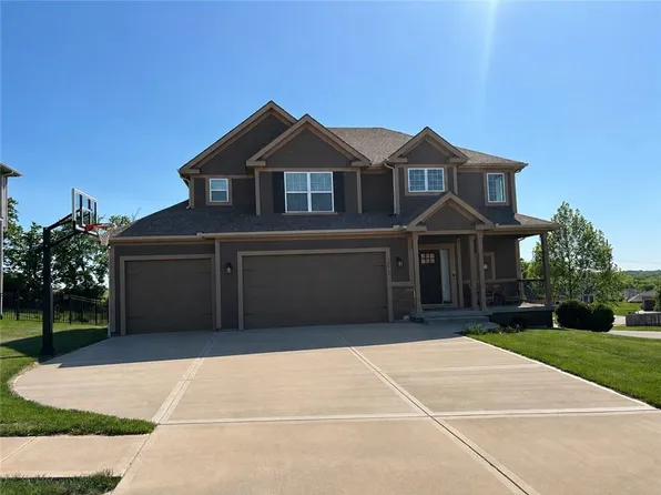 10000 N Richmond Ave, Kansas City, MO 64157