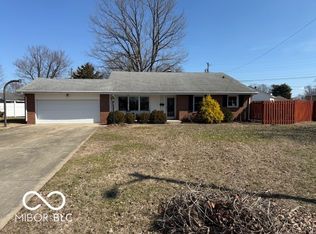 2940 19th St, Columbus, IN 47201