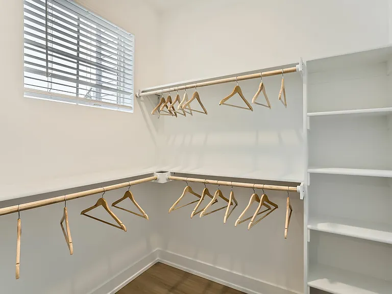 Closet | Ara Townhomes & Flats