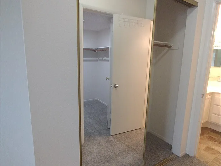 1575 W Warm Springs Rd #123 — Photo 11