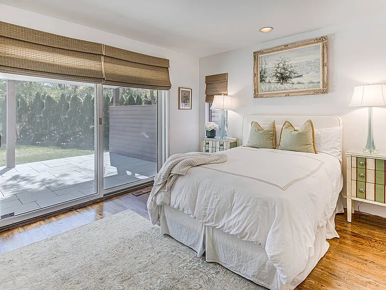 4 Blackwatch Ct — Photo 23