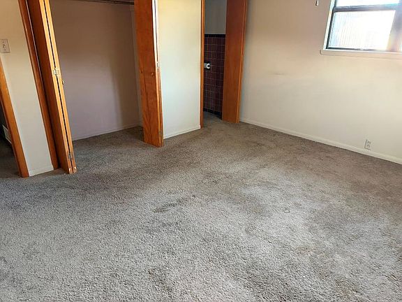 5th image of 209 SW 6th St