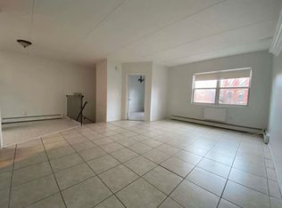 82 Bleecker St #2, Brooklyn, NY 11221